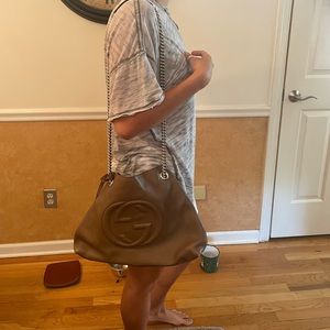 GUCCI Medium Soho Chain Bag